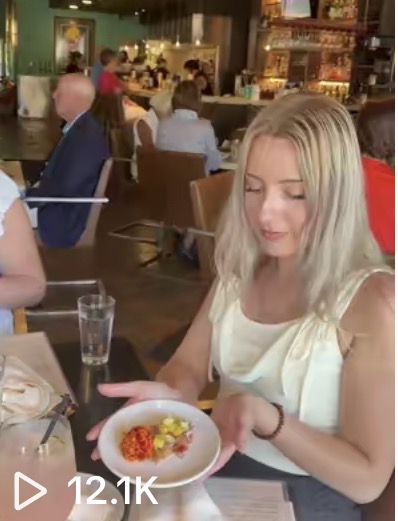 First bites at Elle